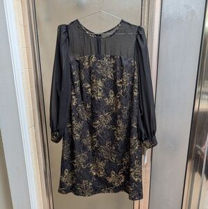 Julia Jordan Black and Gold Long Sleeve Dress
